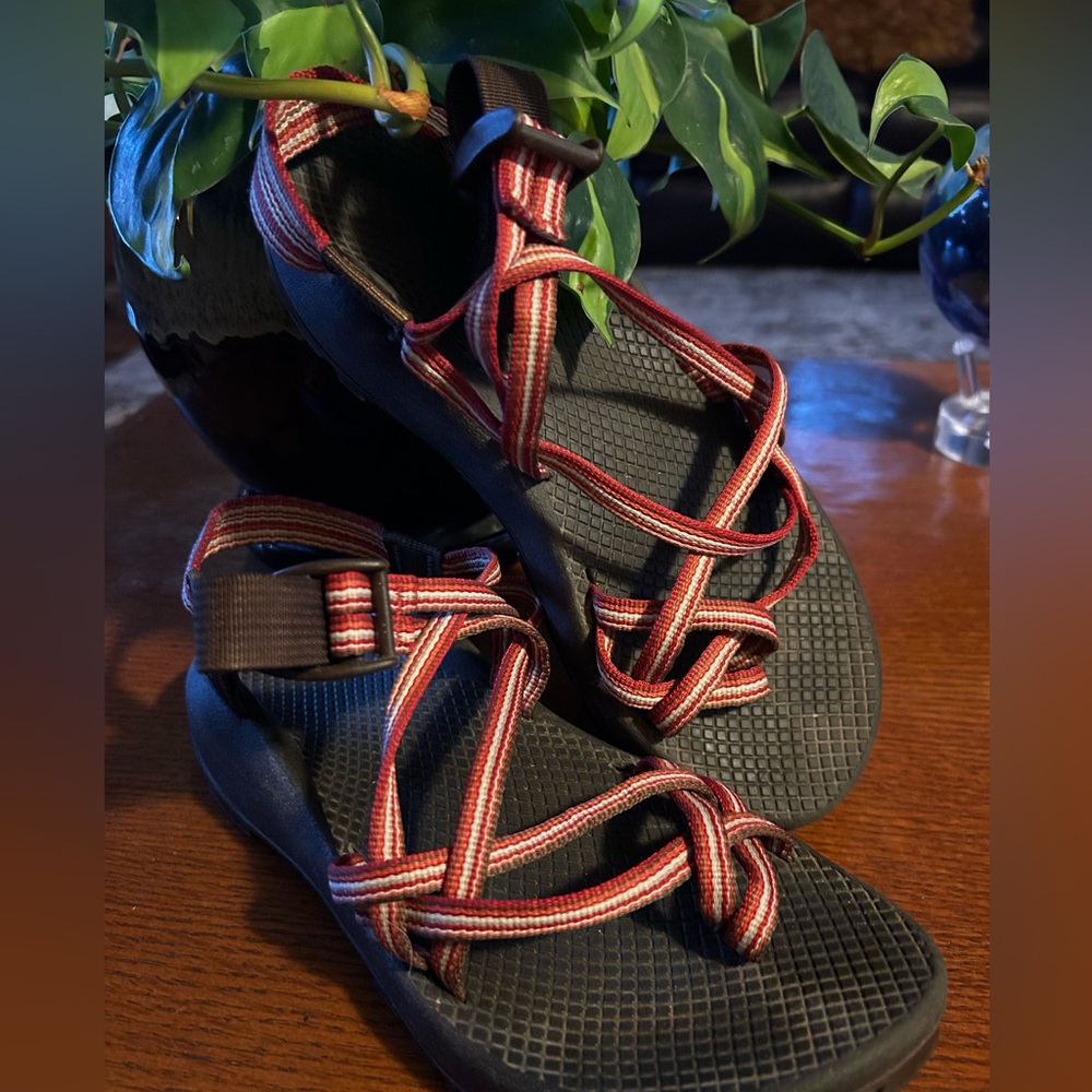 Chaco sandals women's shoes size 7